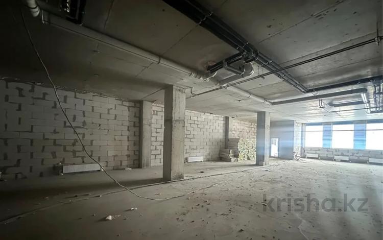 Свободное назначение, офисы, магазины и бутики, склады, общепит, салоны красоты, медцентры и аптеки, образование, развлечения · 193 м² за 113 млн 〒 в Астане, Есильский р-н — фото 2