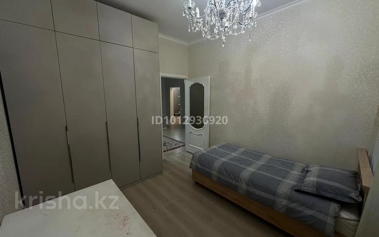 3-комнатная квартира · 87 м² · 9/18 этаж, Туркестан 2 за 55 млн ₸ в Астане, Есильский р-н — фото 2