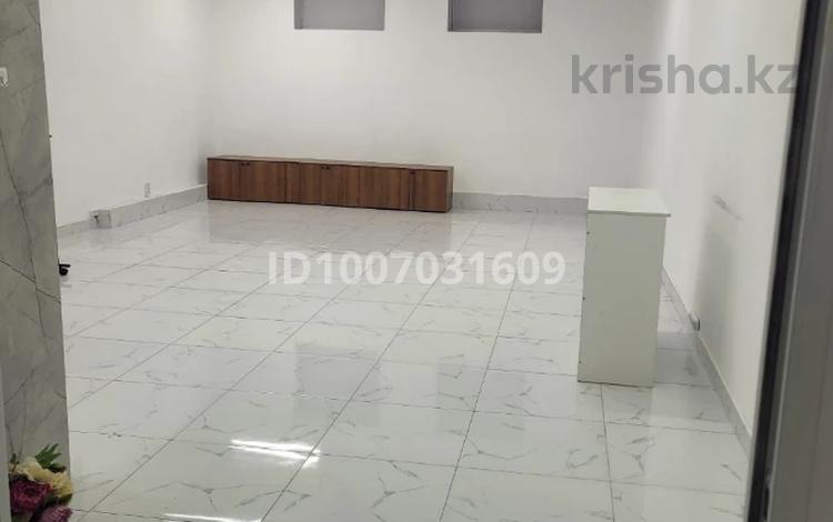 Кеңселер, дүкендер мен бутиктер, сұлулық салондары · 52 м², бағасы: 208 000 ₸ в Шымкенте, Туран р-н — фото 2