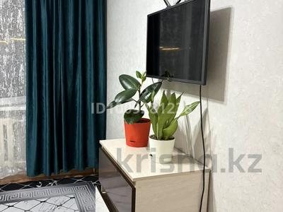 1-комнатная квартира · 46 м² · 11/12 этаж, мкр Аксай-1А 8 — Төле би / Момышұлы за 1 000 〒 в Алматы, Ауэзовский р-н