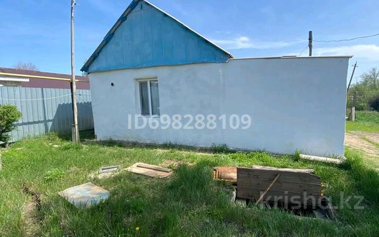 Часть дома · 3 комнаты · 50 м² · 8 сот., жилой массив Кызылжар, Сейсмик 1,уч83 — Солнечный за 7 млн ₸ в Актобе — фото 2