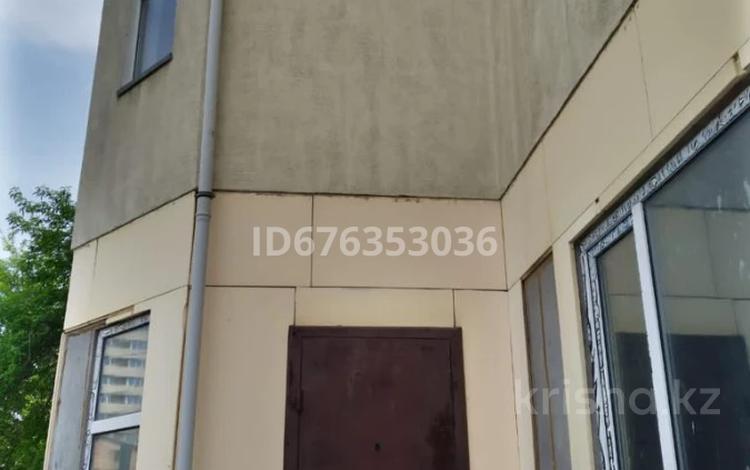 Отдельный дом · 15 комнат · 650 м² · 10 сот., Домбыралы — Разина за 85 млн ₸ в Астане, Сарыарка р-н — фото 6