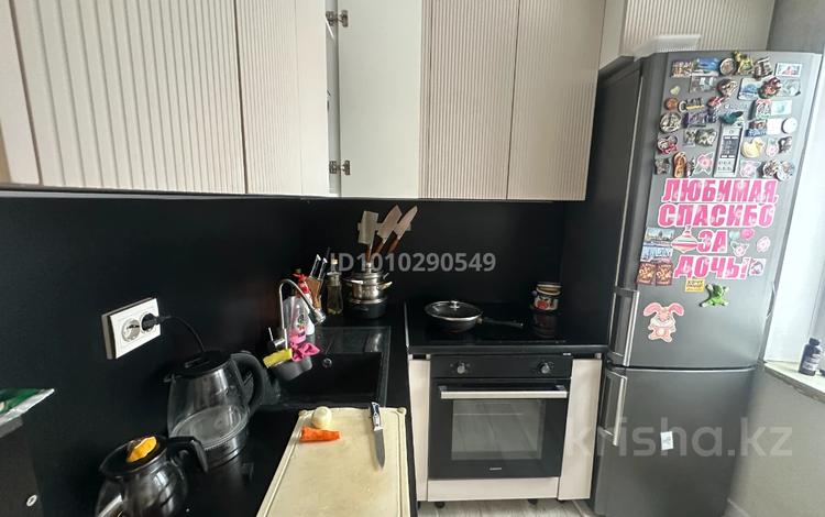 3-бөлмелі пәтер · 57 м² · 3/5 қабат, Беспалова 45/1, бағасы: 23 млн ₸ в Усть-Каменогорске, Ульбинский — фото 5