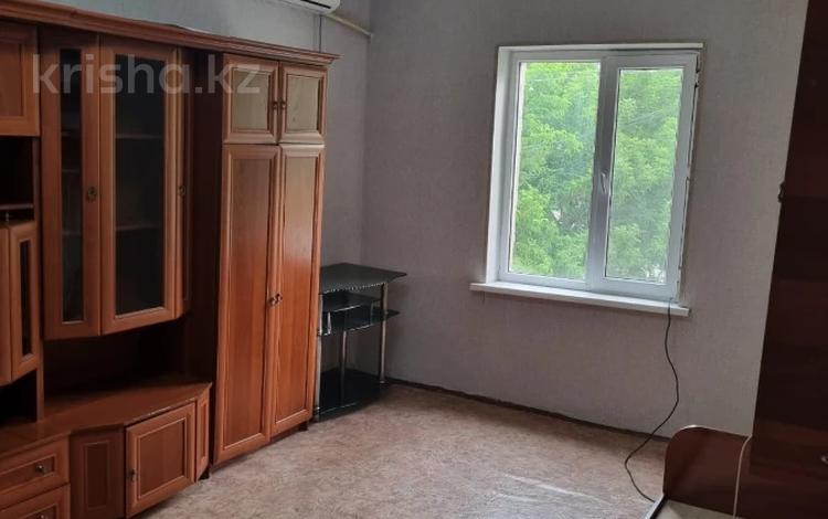 1-бөлмелі пәтер · 38 м² · 2/5 қабат, Нурпеисова 1а, бағасы: 13 млн ₸ в Шымкенте, Абайский р-н — фото 2