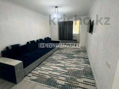 3-комнатная квартира · 65 м² · 2/5 этаж, 8-й микрорайон 16 — Аскарова24 за 15 000 ₸ в Шымкенте, Туран р-н