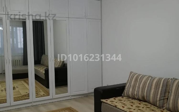 1-комнатная квартира · 50 м² · 3/12 этаж, Азильхан Нуршаихов, 6/1 6/1 за 220 000 ₸ в Астане, Нура р-н — фото 2