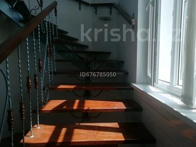 Отдельный дом · 5 комнат · 200 м² · 8 сот., Набережная за 50 млн 〒 в Щучинске