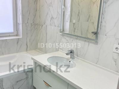 Отдельный дом · 7 комнат · 300 м² · 15 сот., Кызылсуат 81 за 200 млн ₸ в Астане