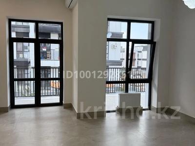 4-комнатная квартира · 156 м² · 2/3 этаж, мкр Нур Алатау, Какимбека Салыкова 40 за 138 млн 〒 в Алматы, Бостандыкский р-н