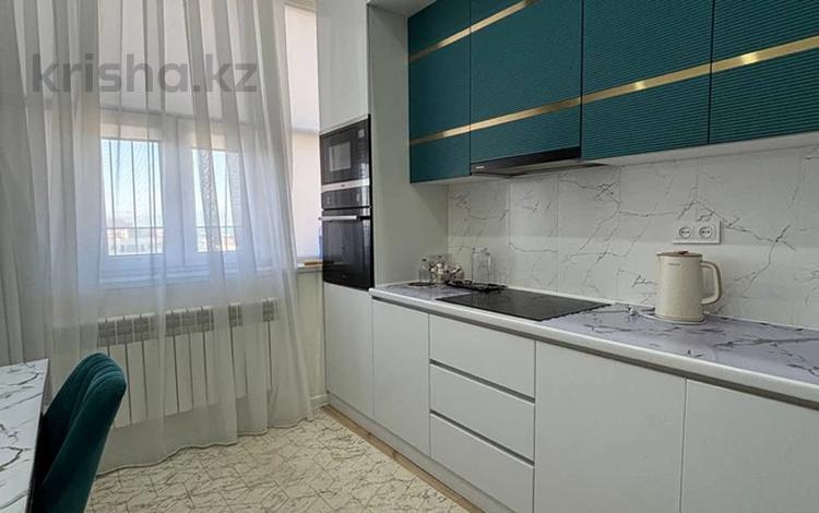 3-бөлмелі пәтер · 115 м² · 18/18 қабат, 16-й мкр , ​16-й микрорайон 64, бағасы: 33 млн ₸ в Актау — фото 2
