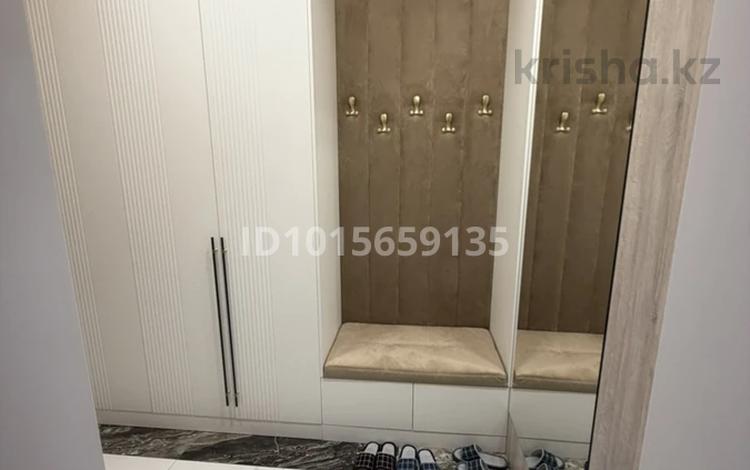 3-комнатная квартира · 162 м² · 4/4 этаж, Тулепова за 500 000 ₸ в Атырау — фото 2