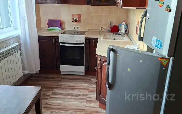 1-комнатная квартира · 40 м² · 2/9 этаж, Абикен Бектурова 1 за 200 000 ₸ в Астане, Нура р-н — фото 2