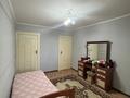 2-комнатная квартира · 56 м² · 4/5 этаж, Алдиярова 10а 93 — Акбар базар қасында, Қазынаның көшесінде за 22 млн ₸ в Шымкенте, Аль-Фарабийский р-н — фото 5