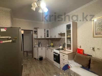 2-комнатная квартира · 68.9 м² · 10/17 этаж, Жандосова 150/2 за 46 млн ₸ в Алматы, Ауэзовский р-н