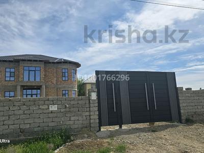 Продажа домов и дачи в Шымкенте: Отдельный дом · 6 комнат · 270 м² · 10 сот., мкр Бозарык алтын орда — Кенарал за 45 млн 〒 Отдельный дом · 6 комнат · 270 м² · 10 сот., мкр Бозарык алтын орда — Кенарал за 45 млн 〒 в Шымкенте, Абайский р-н