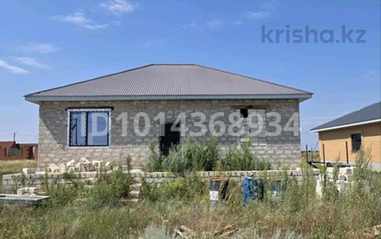 Жеке үй · 4 бөлме · 140 м² · 10 жүзд., Рауан 2 635 — Жм Аймекен, бағасы: 14 млн ₸ в Актобе, жилой массив Рауан — фото 2