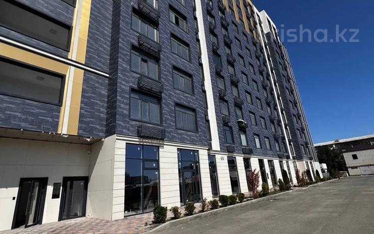 2-комнатная квартира · 50 м² · 8/9 этаж, Курмангазы строение 116 за 24 млн ₸ в Атырау — фото 2
