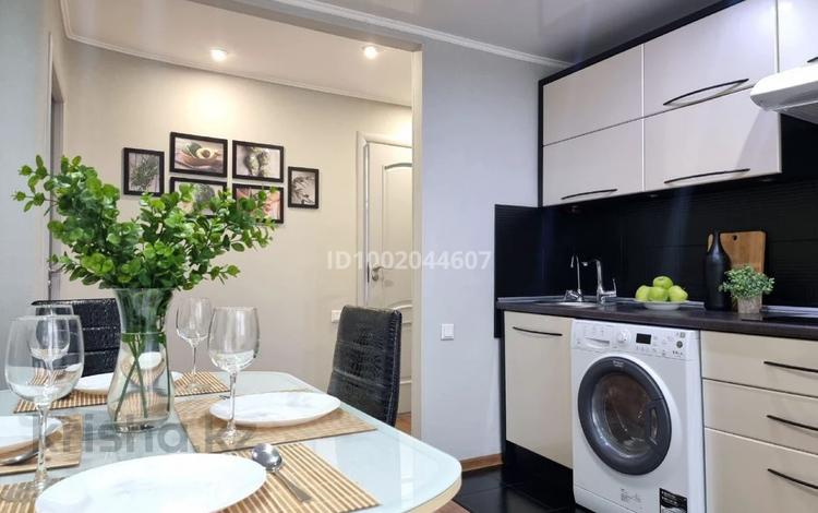 4-комнатная квартира · 90 м² · 4/13 этаж, 7-й микрорайон, Чкалова — Чкалова Карбышева ( Супермаркет Солнечный) за 35 000 〒 в Костанае — фото 2