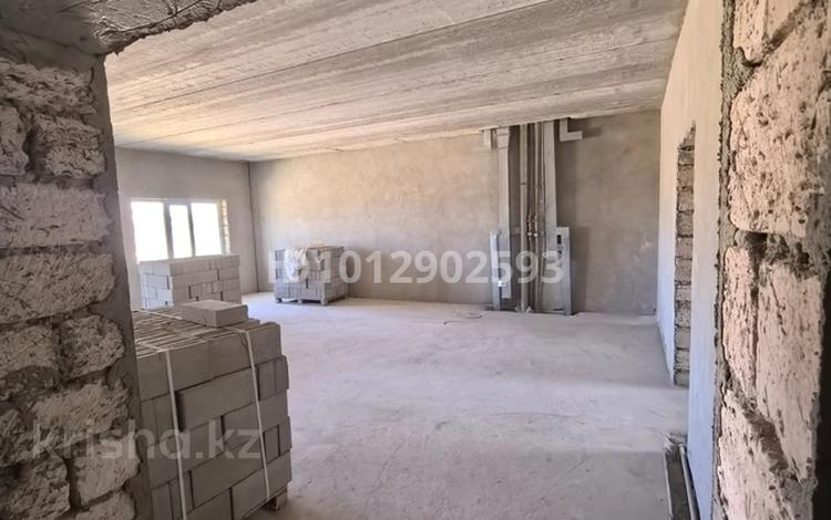 2-бөлмелі пәтер · 84 м² · 3/6 қабат, 29а мкр уч 130/5, бағасы: 18 млн ₸ в Актау — фото 2