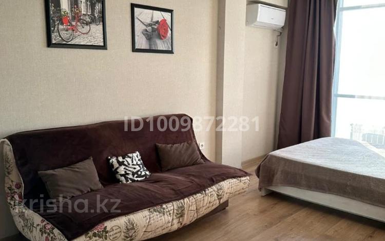 1-комнатная квартира · 47 м² · 10/13 этаж, Толе би 189/3 — Гагарина за 300 000 ₸ в Алматы, Алмалинский р-н — фото 11