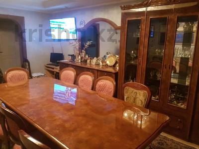 Продажа квартир в Абай обл.: 5-комнатная квартира · 116 м² · 1/5 этаж, Чайжунусова 101 за 69 млн 〒 5-комнатная квартира · 116 м² · 1/5 этаж, Чайжунусова 101 за 69 млн 〒 в Семее