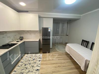 2-комнатная квартира · 64 м² · 1/10 этаж, мкр Шугыла, Жунисова 4/10 31 за 250 000 〒 в Алматы, Наурызбайский р-н