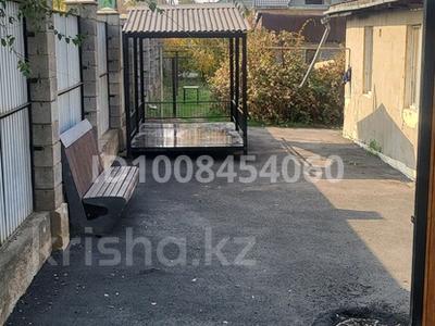 Отдельный дом · 5 комнат · 140 м² · 11.2 сот., мкр Акжар, Молдагалиева 172 за 110 млн ₸ в Алматы, Наурызбайский р-н