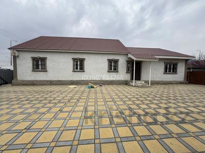 Отдельный дом · 5 комнат · 150 м², Исмагулова 6 — Дина базар за 300 000 〒 в Атырау