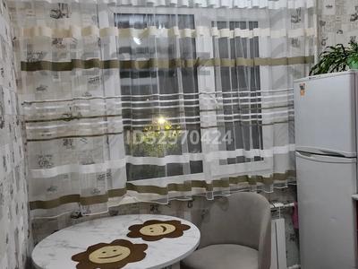 Аренда квартир по часам в Абай обл.: 1-комнатная квартира · 36 м² · 3/5 этаж · по часам, Бацтурсынова 46 — Утепбаева 50 за 4 000 〒 1-комнатная квартира · 36 м² · 3/5 этаж · по часам, Бацтурсынова 46 — Утепбаева 50 за 4 000 〒 в Семее