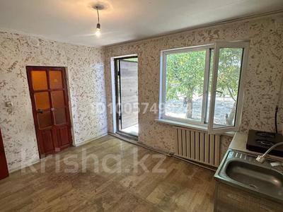 1-комнатная квартира · 30 м² · 1/1 этаж, мкр Жайлау , Бостан Алимбекова 1 — Бостан Алимбекова 1, Бекжан базар, Алаш базар, сзади Танк центра за 80 000 〒 в Шымкенте, Абайский р-н