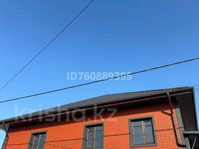 Отдельный дом · 10 комнат · 366 м² · 5 сот., мкр Калкаман-2, Косынова 13 за 99.7 млн ₸ в Алматы, Наурызбайский р-н
