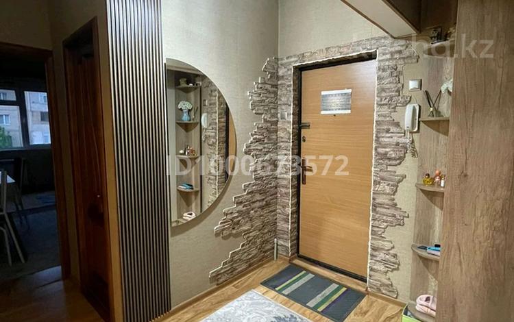 3-бөлмелі пәтер · 68 м² · 3/5 қабат, мкр Верхний Отырар — Рыскулова, бағасы: 35 млн ₸ в Шымкенте, Туран р-н — фото 2