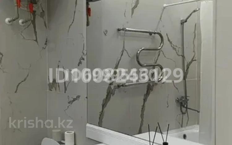 1-комнатная квартира · 52 м² · 6/12 этаж, 17-й мкр 117 за 200 000 ₸ в Актау — фото 2