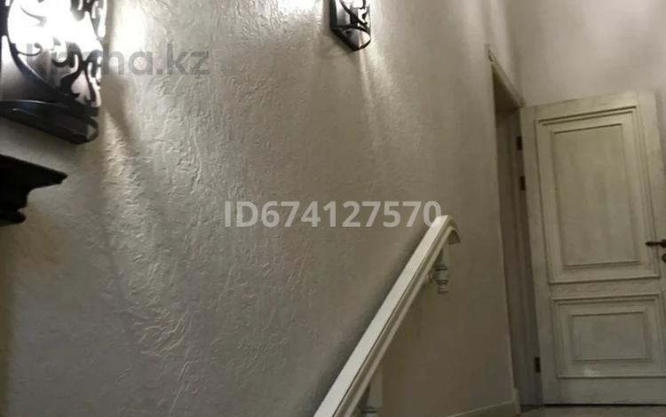 5-комнатная квартира · 185 м² · 3/3 этаж, мкр Новый Город, Пр-т Назарбаева 34 за 103.4 млн ₸ в Караганде, Казыбек би р-н — фото 23