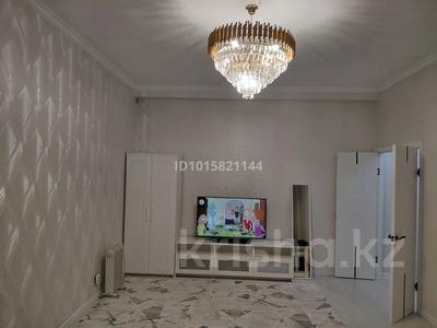 2-комнатная квартира · 80 м² · 1/12 этаж, Сарыарка 31/2 за 330 000 ₸ в Астане, Сарыарка р-н