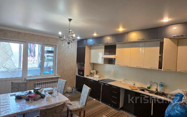 5-бөлмелі пәтер · 132 м² · 15/16 қабат, Шұғыла ш/а., Жуалы, бағасы: 44 млн ₸ в Алматы, Наурызбайский р-н — фото 2