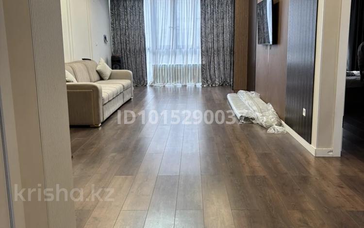 3-бөлмелі пәтер · 97 м² · 4/10 қабат, Шұғыла ш/а. 340/3, бағасы: 68 млн ₸ в Алматы, Наурызбайский р-н — фото 2