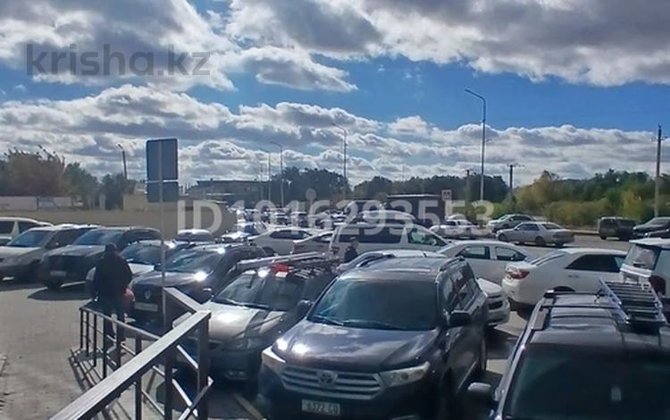 2-комнатная квартира · 50 м² · 4/5 этаж, Калдаякова — Магазин за 90 000 ₸ в Актобе — фото 2