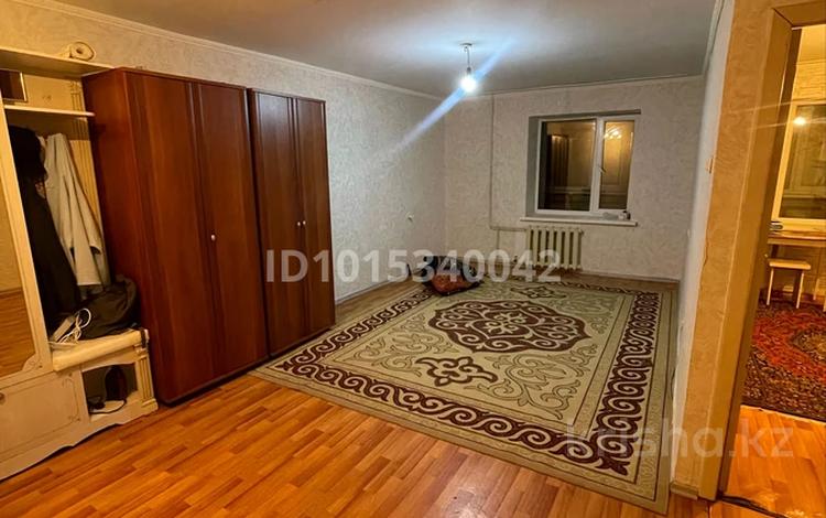 1-бөлмелі пәтер · 42 м² · 6/9 қабат, 4 ш/а 38, бағасы: 120 000 ₸ в Уральске, мкр 4 — фото 2