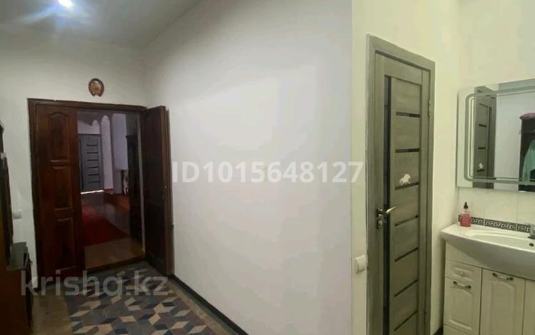 Жеке үй · 5 бөлме · 172 м² · 14 жүзд., Досымбетова 72, бағасы: 45 млн ₸ в Каргалы (п. Фабричный) — фото 2