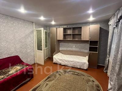 1-комнатная квартира · 42 м² · 1/2 этаж, КВАРТАЛ Б — СУПЕРМАРКЕТ АДАЛ за 8.5 млн 〒 в Семее