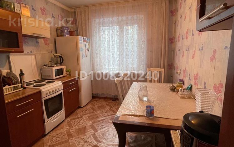 1-комнатная квартира · 42 м² · 3/5 этаж, мкр Юго-Восток, Мкр Степной 4 27 за 150 000 〒 в Караганде, Казыбек би р-н — фото 2