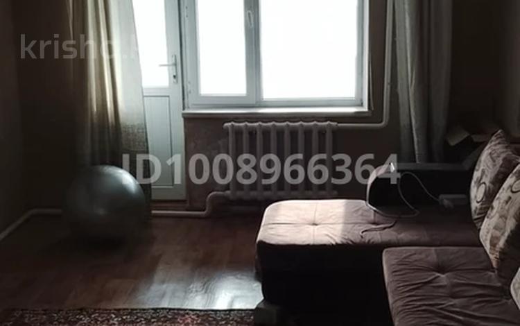 2-бөлмелі пәтер · 65 м² · 2 қабат, Касымжанов 32 — Парасат садик, Гимназия школа, бағасы: 13 млн ₸ в Ушарале — фото 2