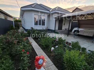 Отдельный дом · 4 комнаты · 118 м² · 5.5 сот., Мичурино, Казахстанская 9в за 58 млн ₸ в Уральске