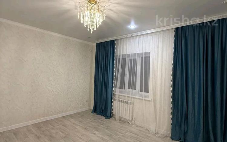1-комнатная квартира · 45 м² · 1/3 этаж, Аул ученых за 110 000 ₸ в Уральске — фото 2