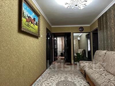 4-комнатная квартира, 72 м², 5/5 этаж, салтанат 14 за 22.8 млн 〒 в Таразе