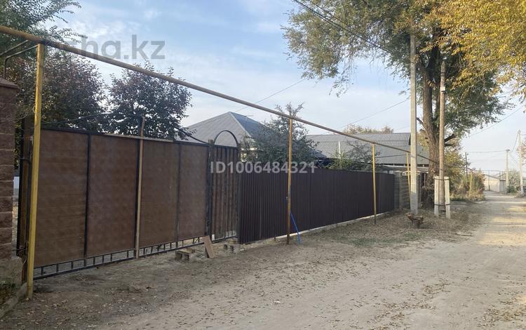 Жеке үй · 3 бөлме · 75 м² · 8 сот., Болашак 24 — 200 метром от центральной улицы Абая, бағасы: 15.5 млн 〒 в Шалкар — фото 2