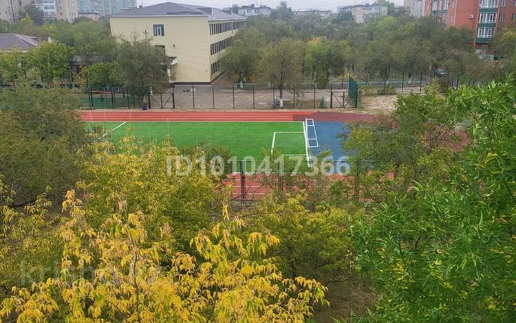 3-комнатная квартира · 63 м² · 4/5 этаж, Пр. Абылхаир-хана 61/3 — Стадион за 20 млн ₸ в Актобе — фото 4