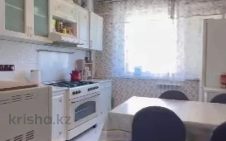 2-комнатная квартира · 71 м² · 3/9 этаж, Жунисова за 36.5 млн ₸ в Алматы, Наурызбайский р-н — фото 2