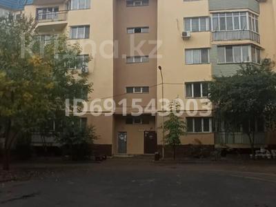 2-комнатная квартира, 75 м², 3/5 этаж, мкр Думан-2 4 за 43.5 млн 〒 в Алматы, Медеуский р-н